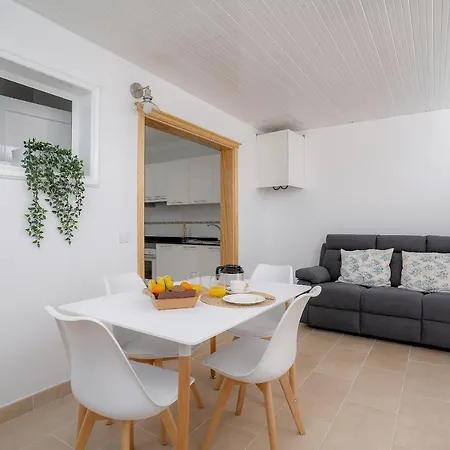 Sussa 7c By Hh Puerto del Carmen (Lanzarote)